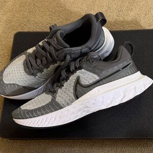 Nike Black and White Athletic Sneakers React Infinity FlyKnit